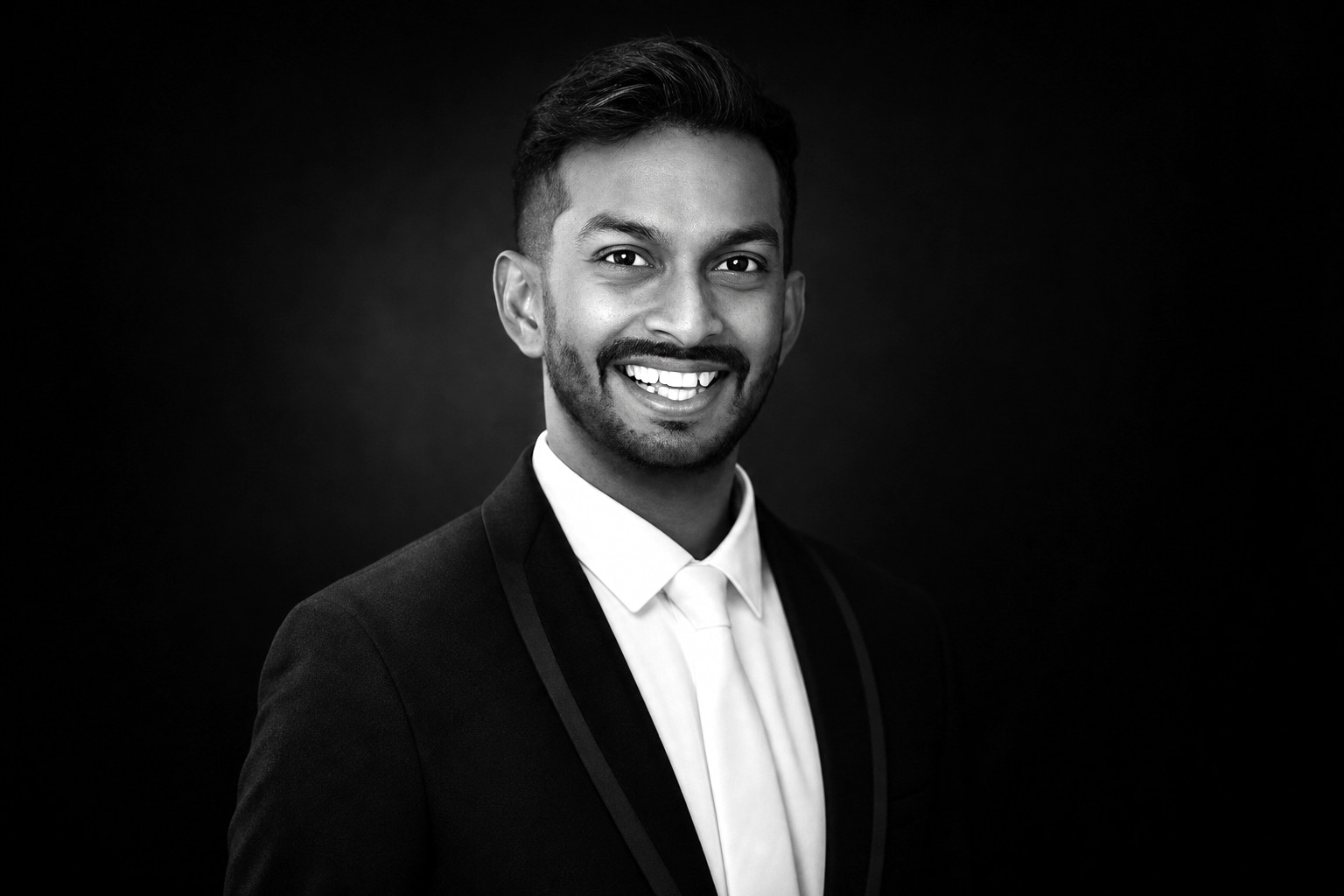 Vick Yogeswaran — Licensed GTA Real Estate Advisor, TRREB Member